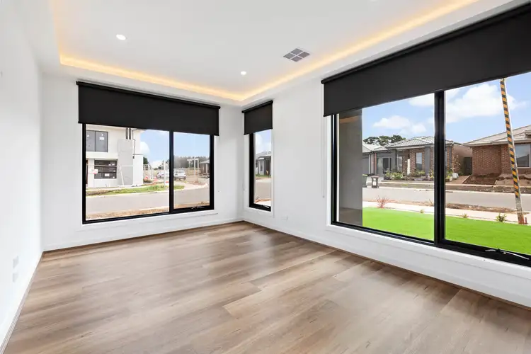 Fifth view of Homely house listing, 51 Clapham Avenue,, Wollert VIC 3750