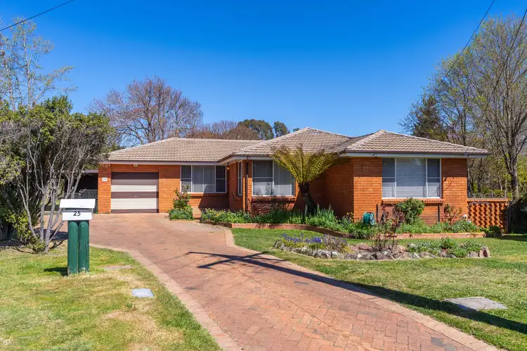 25 Sunny South Crescent, Orange NSW 2800