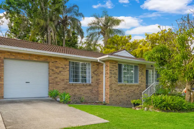 Second view of Homely villa listing, 2/56 Patrick Crescent, Saratoga NSW 2251