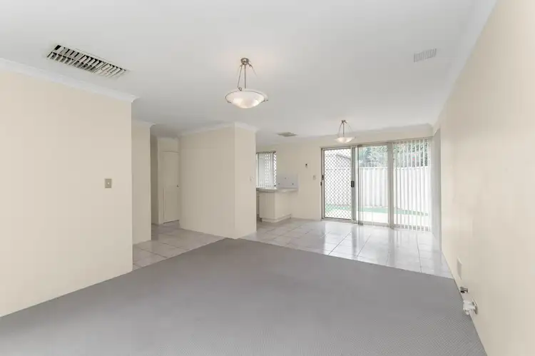 Fifth view of Homely unit listing, 9/122 Illawarra Crescent, Ballajura WA 6066