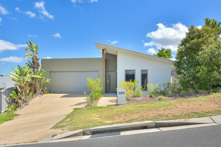 7 Namadgi Terrace, New Auckland QLD 4680
