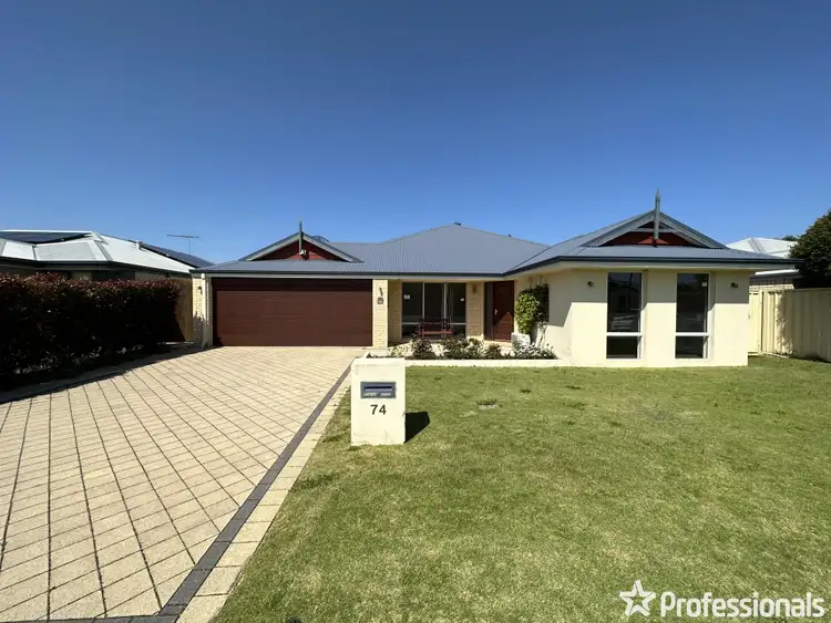 74 Coulthard Crescent
