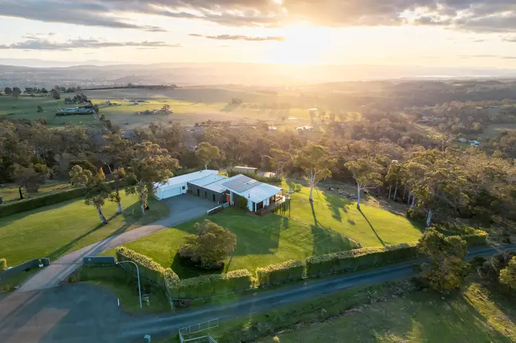 33 Escarpment Drive, St Leonards TAS 7250