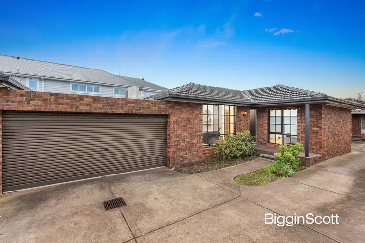 2/8 Marma Road, Murrumbeena VIC 3163