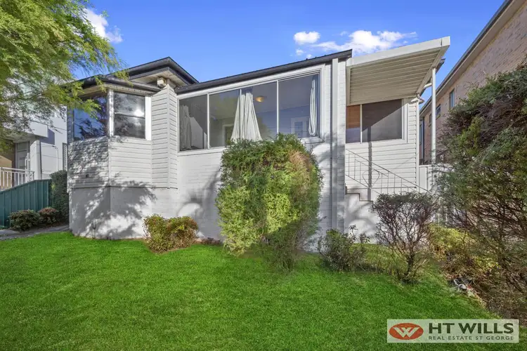 Main view of Homely house listing, 40 Mavis Avenue, Peakhurst NSW 2210