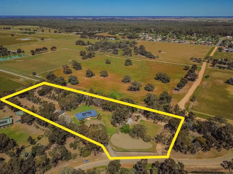10 Billabong Place, Deniliquin NSW 2710