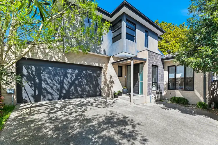 2/125 Main Street, Blackburn VIC 3130
