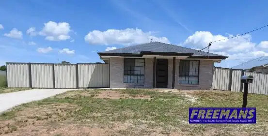 5 Hawthorne Street, Nanango QLD 4615