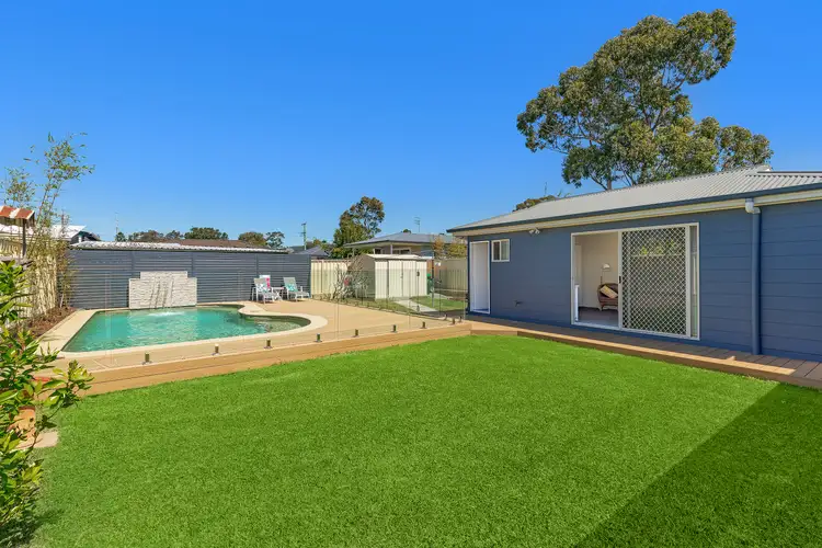 Seventh view of Homely house listing, 10 Erin Avenue, Berkeley Vale NSW 2261