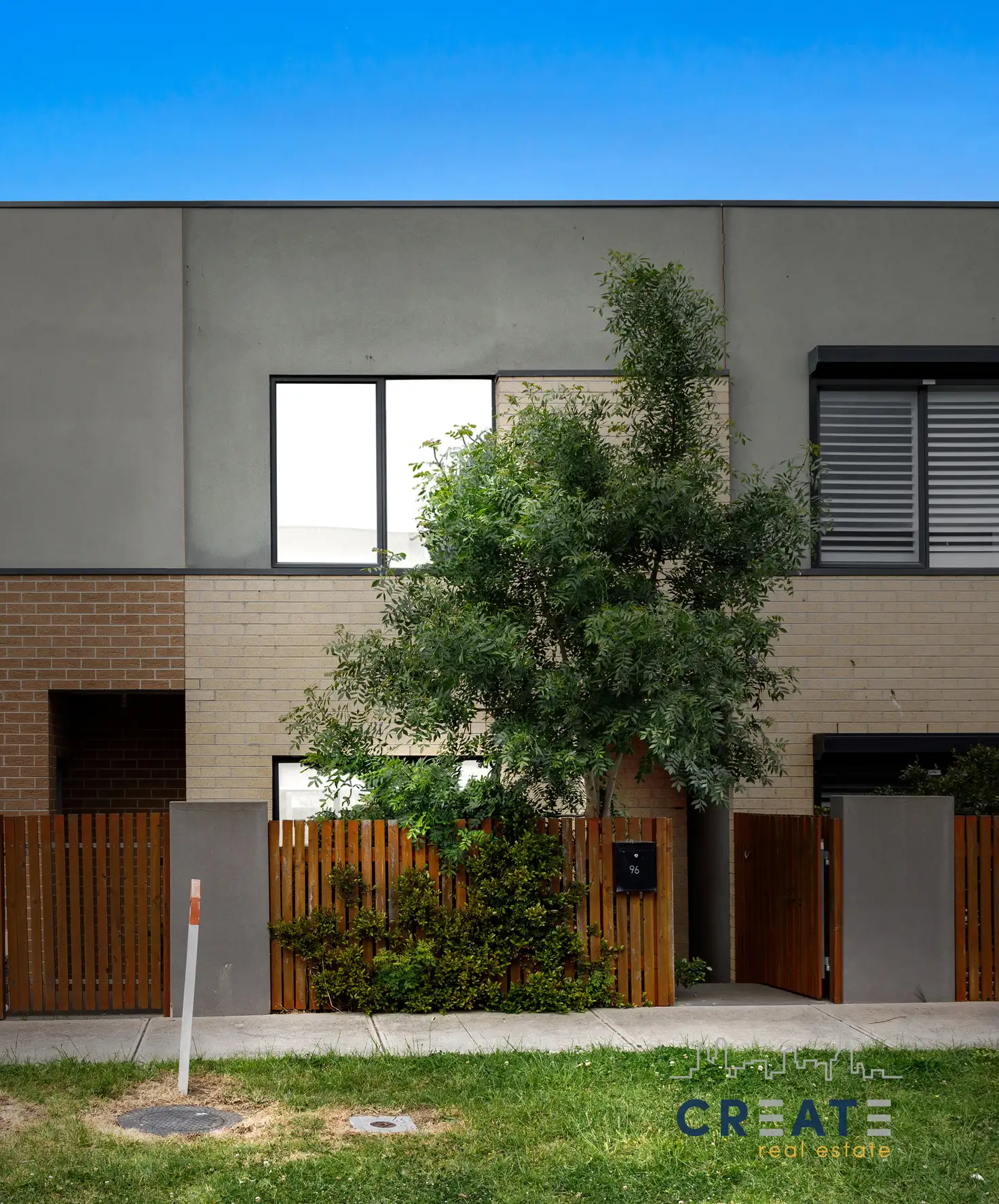 Main view of Homely townhouse listing, 96 Queen Circuit, Sunshine VIC 3020