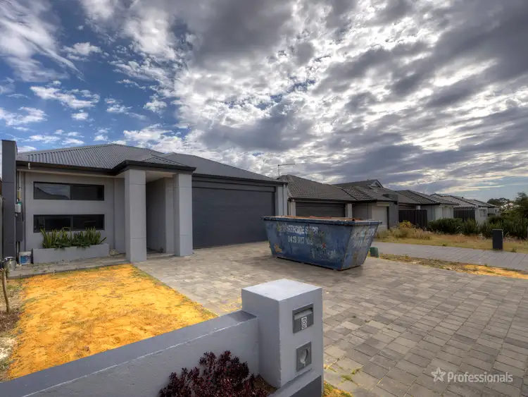 Second view of Homely house listing, 8 Mariala Vista, Yanchep WA 6035