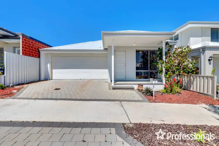 8 Sanderling Street, Alkimos WA 6038