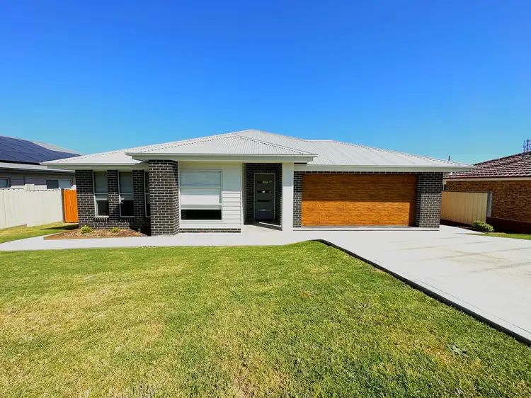 63 Templemore Street, Young NSW 2594