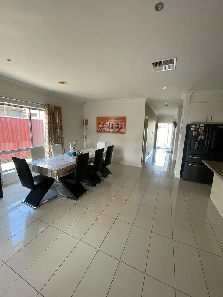 Fifth view of Homely house listing, 105 Fulham Way, Wollert VIC 3750