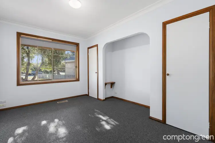 Fourth view of Homely house listing, 4 Hering Court, Thomson VIC 3219