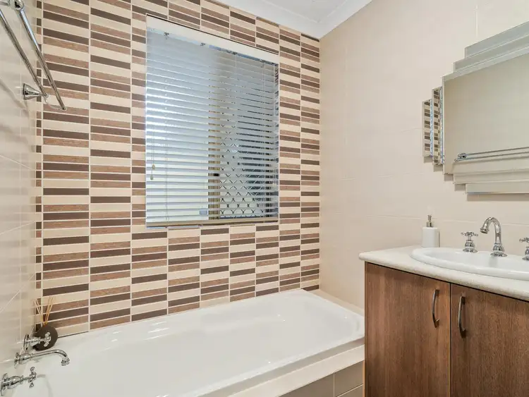 Seventh view of Homely house listing, 1/9 Sage Court, Halls Head WA 6210