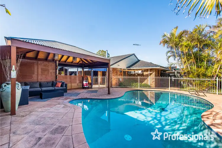 8 Benbullen Blvd, Kingsley WA 6026