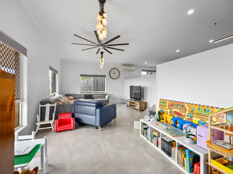 Fifth view of Homely house listing, 3 Cassinia Place, Flinders View QLD 4305