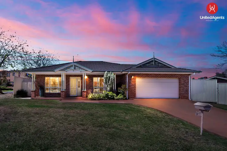 2 Stradbroke Avenue, Green Valley NSW 2168