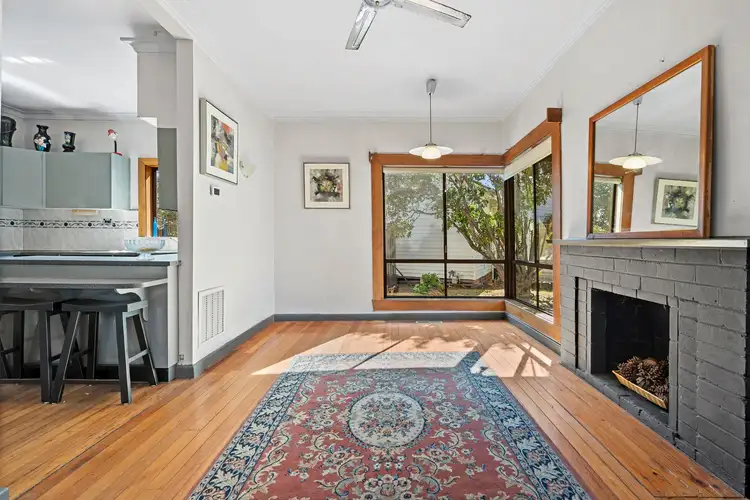 Second view of Homely house listing, 3 Carruthers Court, Thomson VIC 3219