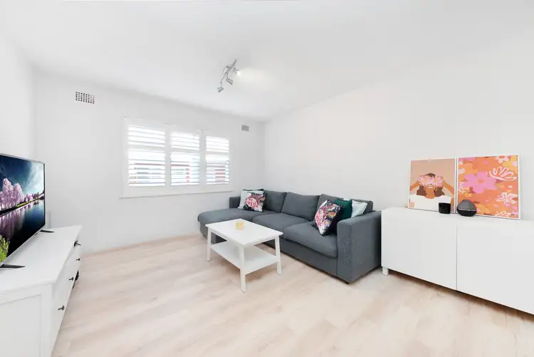 Main view of Homely unit listing, 5/6 Carr Street, Coogee NSW 2034