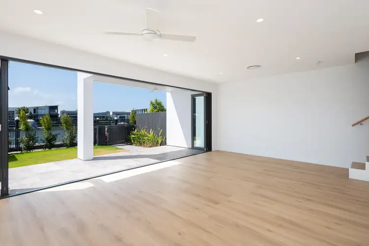 31 Delta Circuit, Hope Island QLD 4212