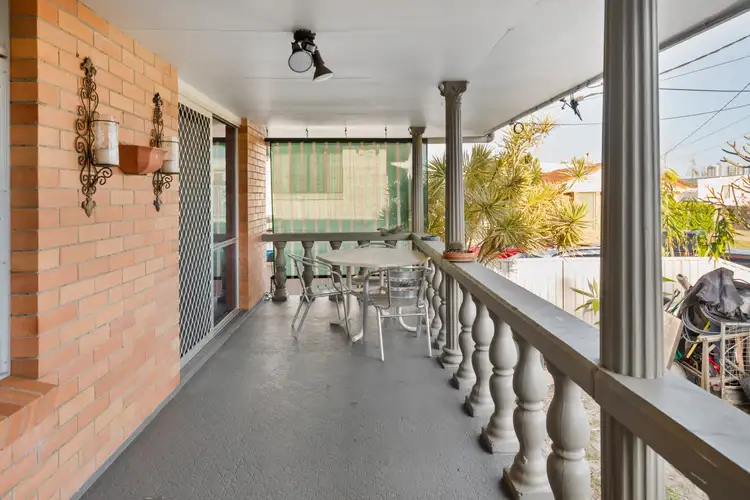 Fourth view of Homely house listing, 8 Erica Court, Labrador QLD 4215
