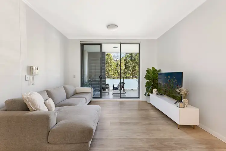 Third view of Homely apartment listing, 17/1-3 Eulbertie Avenue, Warrawee NSW 2074