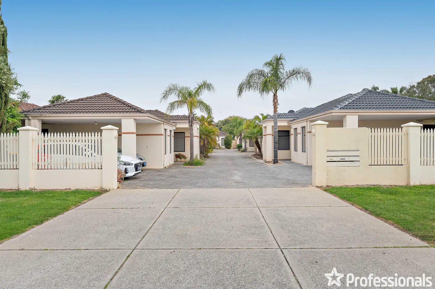 Main view of Homely house listing, 2/3 Garden Street, Cannington WA 6107