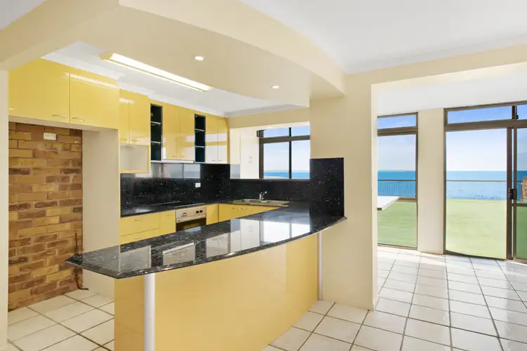 4/108 Prince Edward Parade, Scarborough QLD 4020