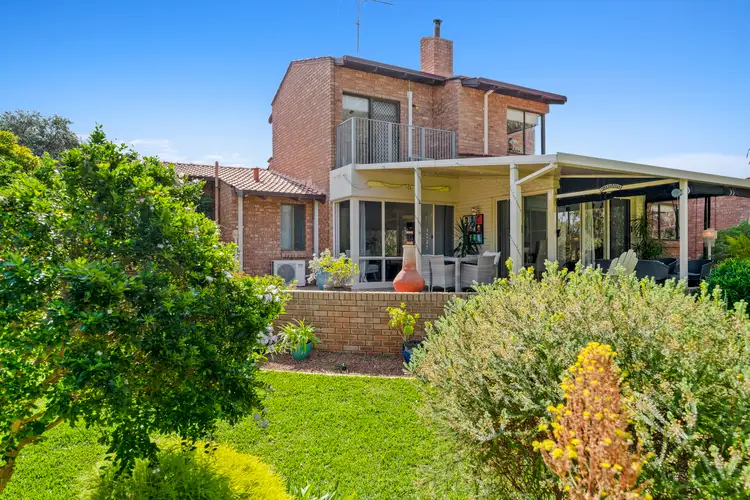 4/34-36 Oaklands Avenue, Halls Head WA 6210