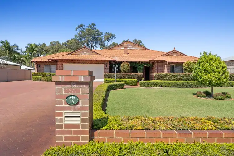19 Clydesdale Drive, Greenfields WA 6210