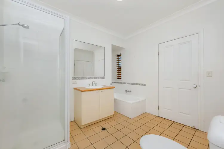 Fifth view of Homely unit listing, 22/24-28 Martinez Avenue, West End QLD 4810