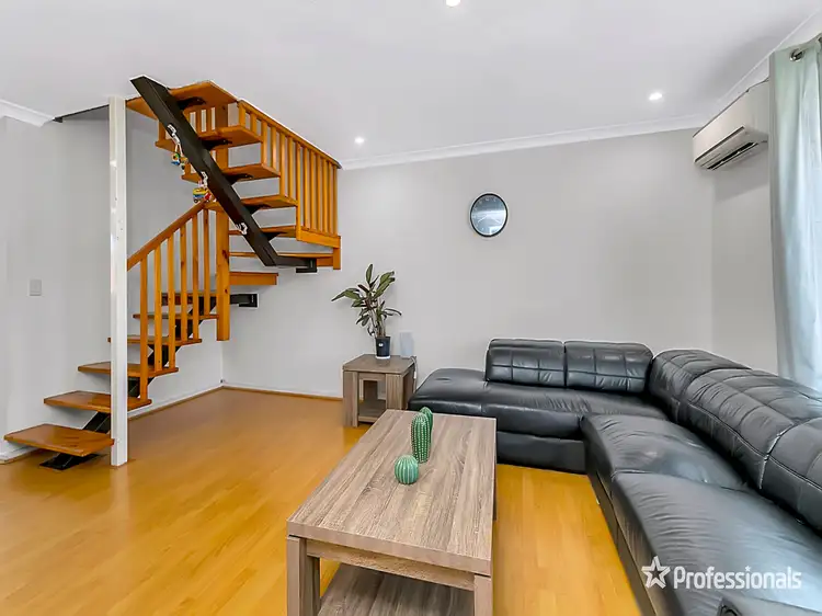 2/2 Ursuline Vista, Queens Park WA 6107