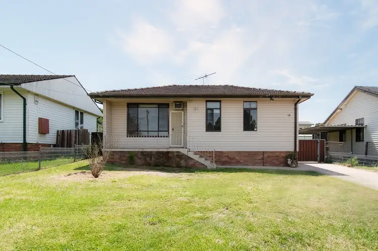 19 Sherbrooke Street, Rooty Hill NSW 2766