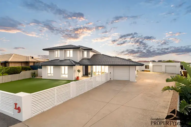 19 Nigel Crescent, Tarcoola Beach WA 6530