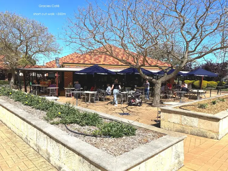 Fifth view of Homely house listing, 7 Gimlet Court, Forrestfield WA 6058