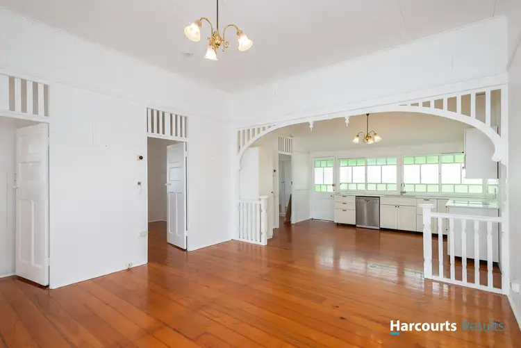 74 Waverley Street, Annerley QLD 4103