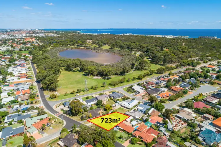 9 Glenister Road, Hamilton Hill WA 6163