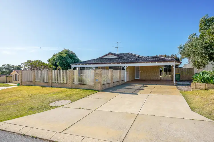 14 Floribunda Avenue, Halls Head WA 6210