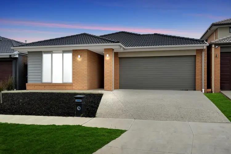 8 Mornington Avenue, Tarneit VIC 3029