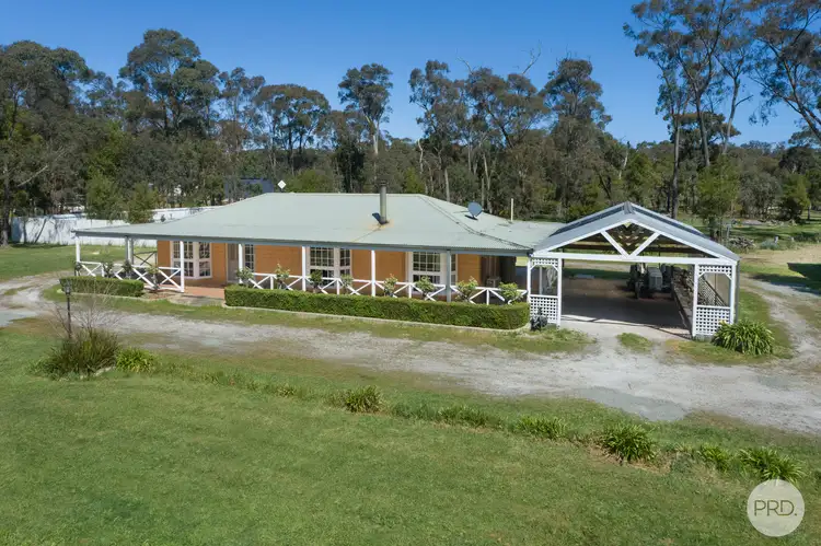 4 Laurence Drive, Snake Valley VIC 3351
