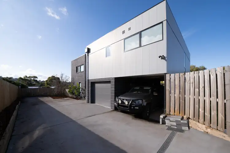 2/14 View Street, Blackmans Bay TAS 7052