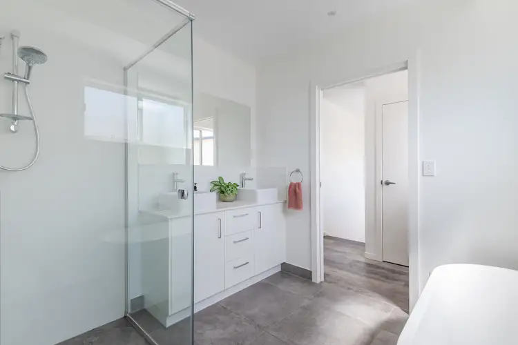 Fifth view of Homely house listing, 2/8 Garnet Street, Cooroy QLD 4563