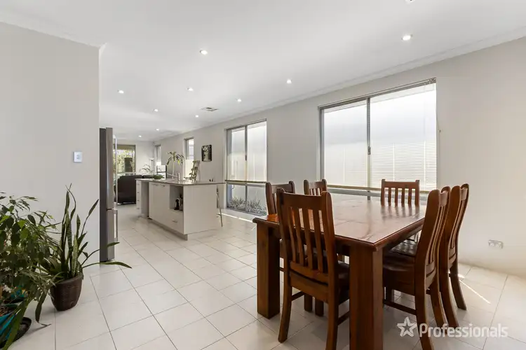 Fifth view of Homely house listing, 16 Flourish Loop, Atwell WA 6164
