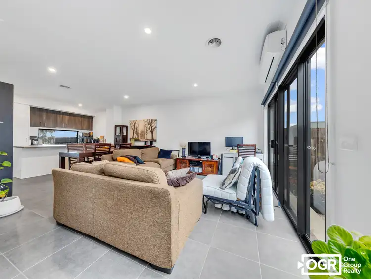 Fifth view of Homely townhouse listing, 1009 Edgars Road, Wollert VIC 3750