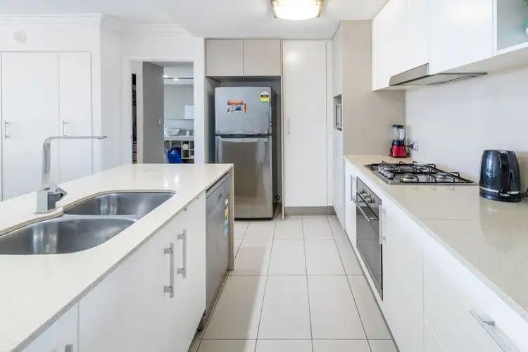 Sixth view of Homely apartment listing, 27/53 Darrambal Street, Chevron Island QLD 4217