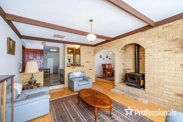 50 Chessington Way, Kingsley WA 6026