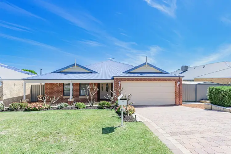14 Knoop Drive, Byford WA 6122