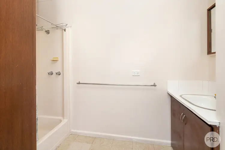 Fifth view of Homely unit listing, 2/7 Baldwin Street, Wendouree VIC 3355